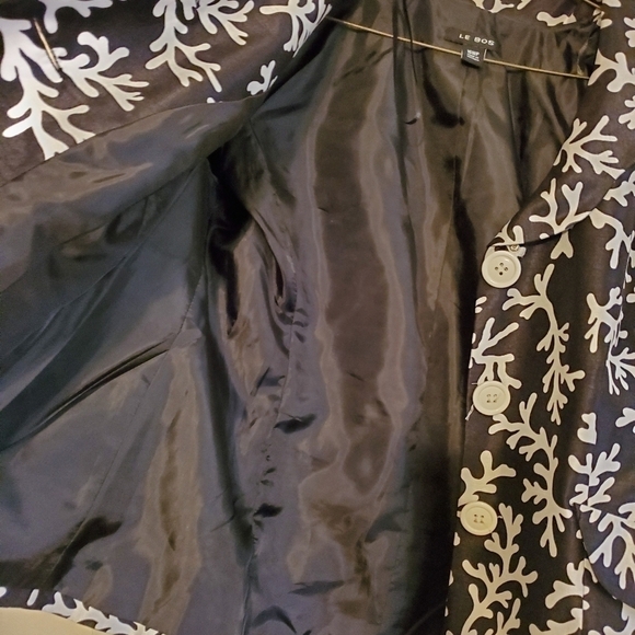 𝅺LE Bos Petite Black and White Lined Jacket - Picture 7 of 8